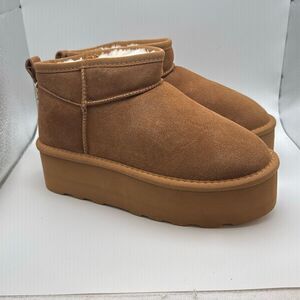 CUSHIONAIRE Cozy Women’s Platform Ankle Boots – Genuine Suede SIZE 7.5 CHESTNUT